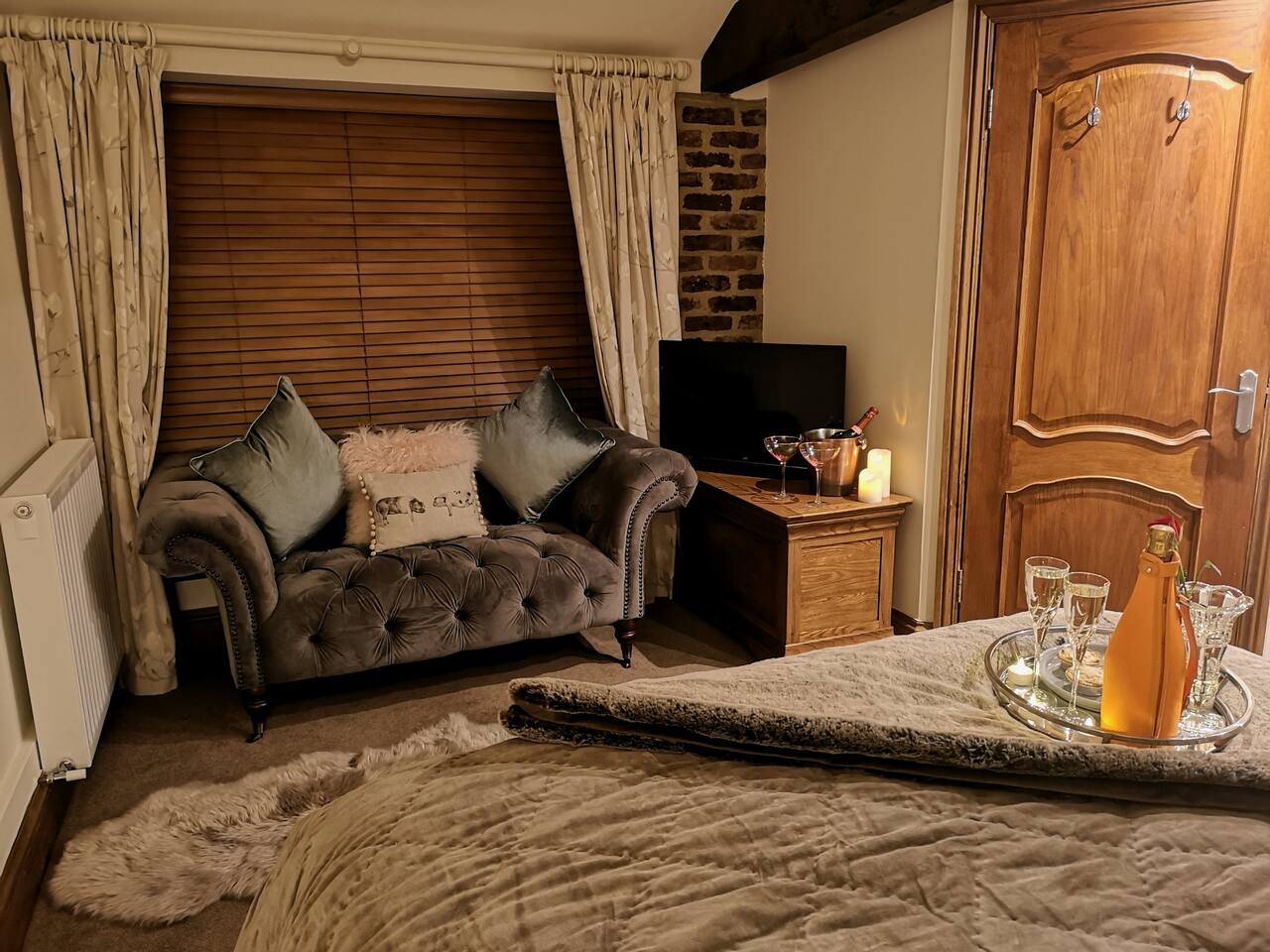 Grange Farm Lodge and its North Yorkshire surroundings — photograph 15